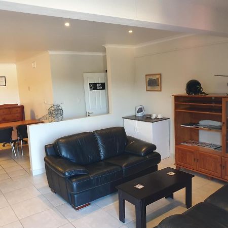 Chopper Corner Bed and Breakfast La Lucia Buitenkant foto